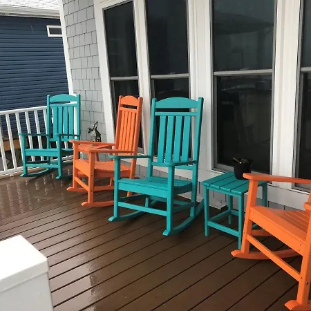 Villa Flip Flops & Flamingos